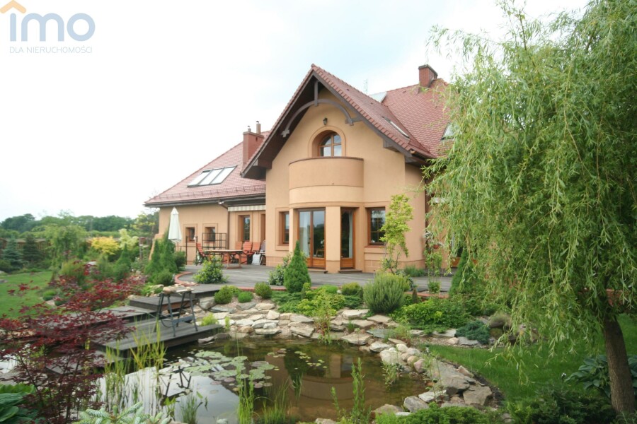 krapkowicki, Zdzieszowice, Oleszka, Dom na osiedlu, poczuj klimat JuraParku